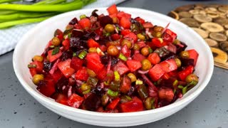 Никто так не готовит ВИНЕГРЕТ! А зря! Овощи варю 5 минут-НЕ БОЛЬШЕ! Салат даже вкуснее,чем раньше!