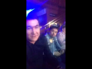 Ольга Картункова on periscope 18.10.2016. Крокус сити здесь все все))))